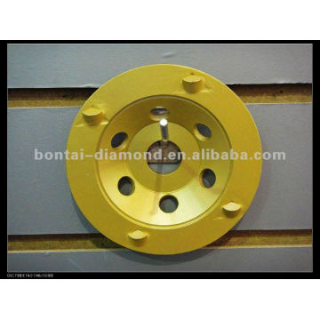 PCD grinding wheel for handheld applications